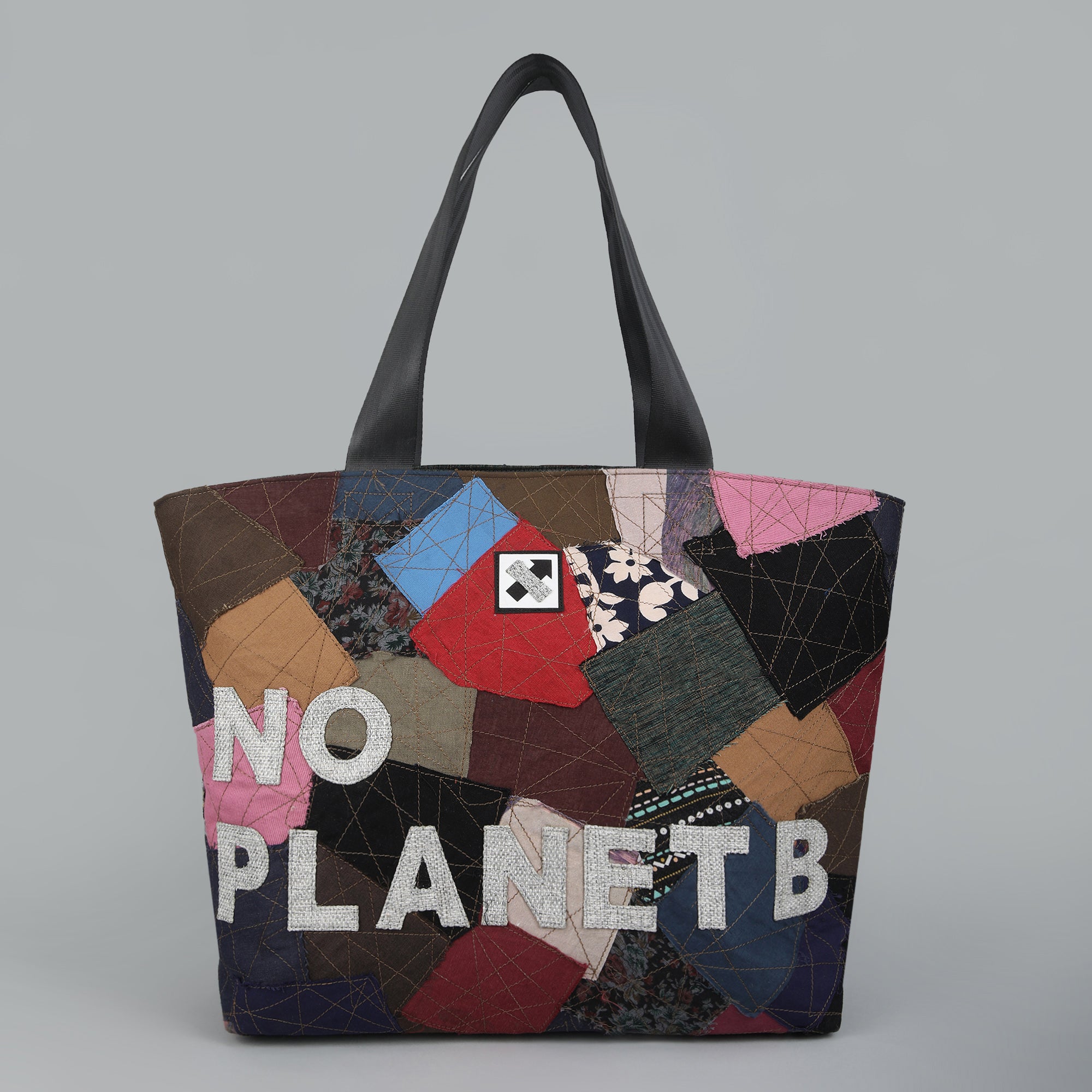 NO PLANET B 308.5 TRAVEL TOTE