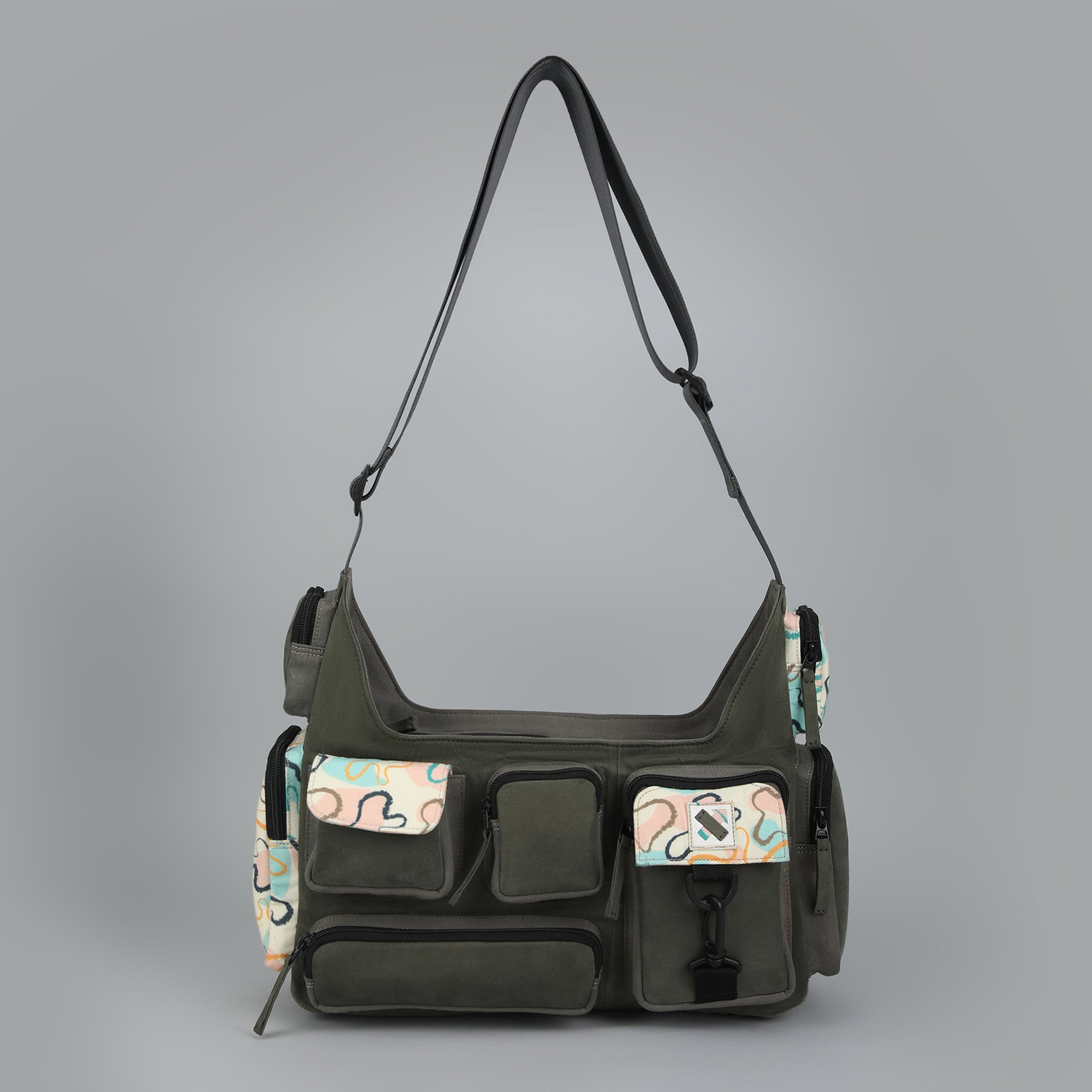 POCKET CLUSTER 306.7 MESSENGER BAG