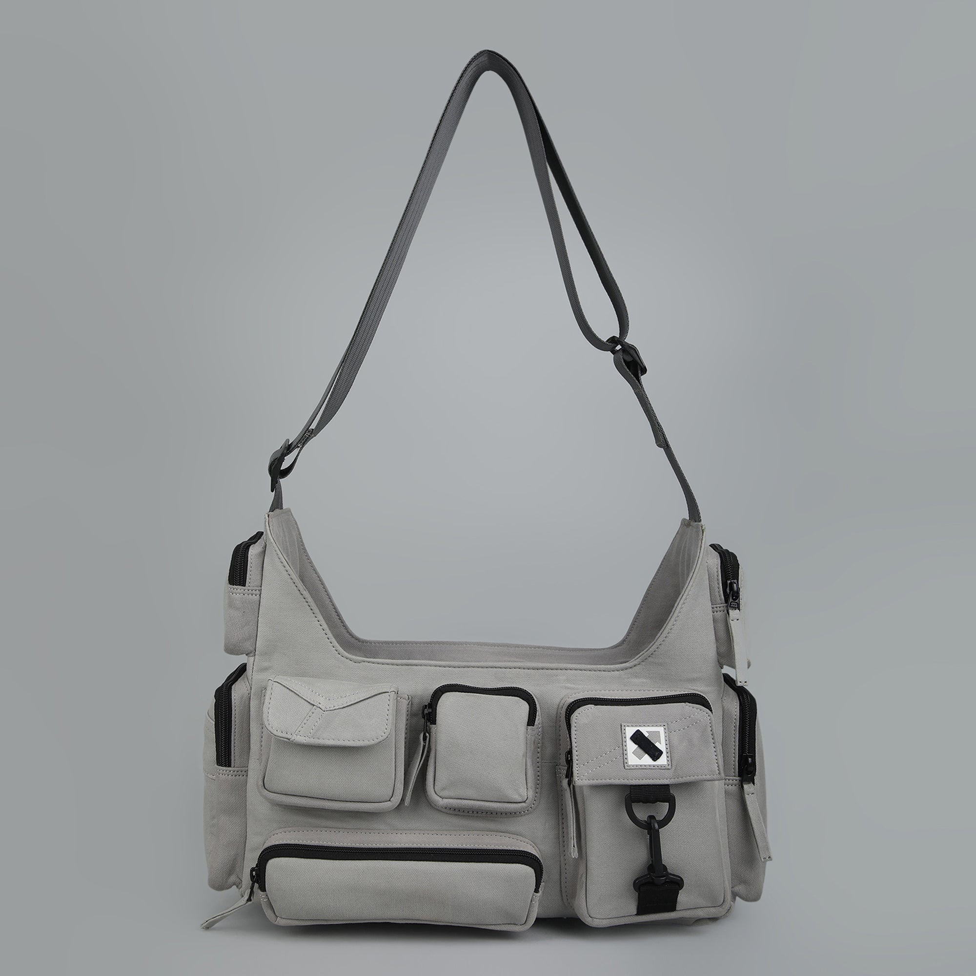 POCKET CLUSTER 306.10 MESSENGER BAG