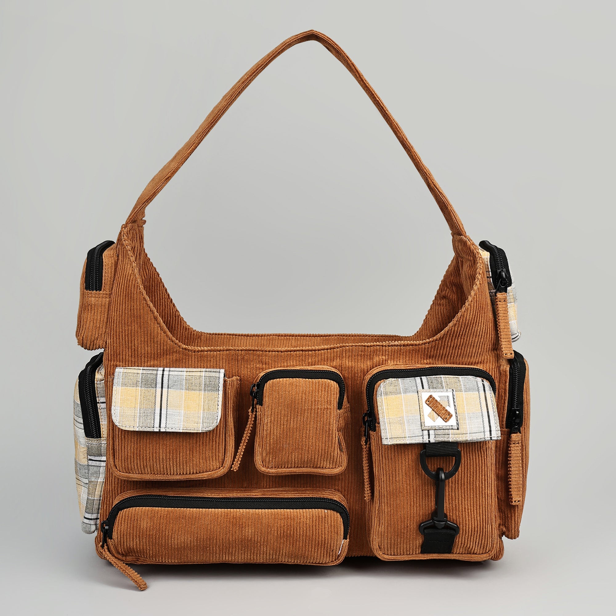 POCKET CLUSTER 243.130 SHOULDER BAG