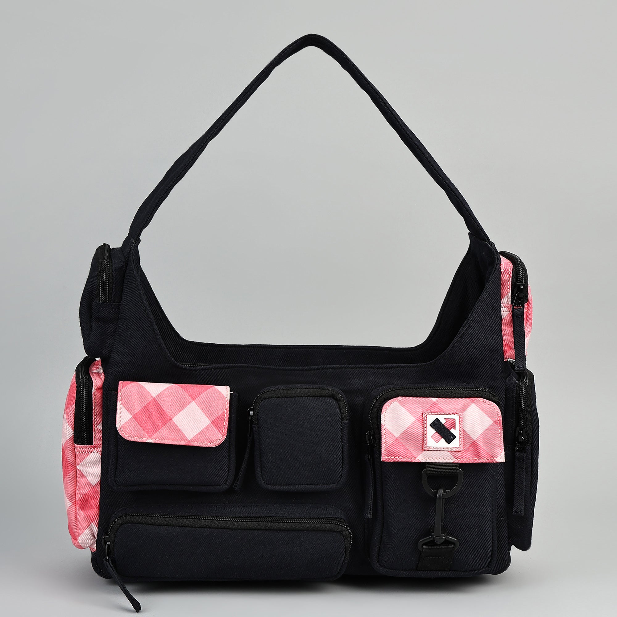 POCKET CLUSTER 243.138 SHOULDER BAG