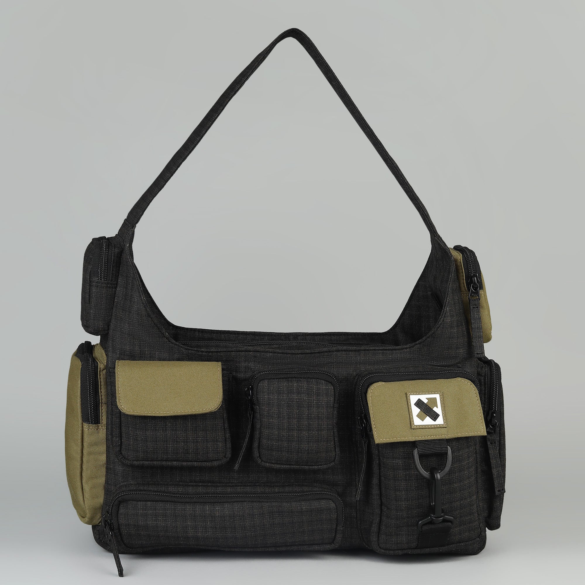 POCKET CLUSTER 243.145 SHOULDER BAG