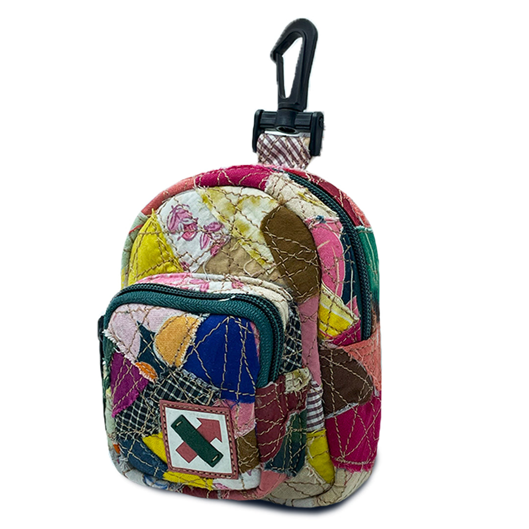 FABRIC SHREDS 251.52 MINI BACKPACK TRINKET