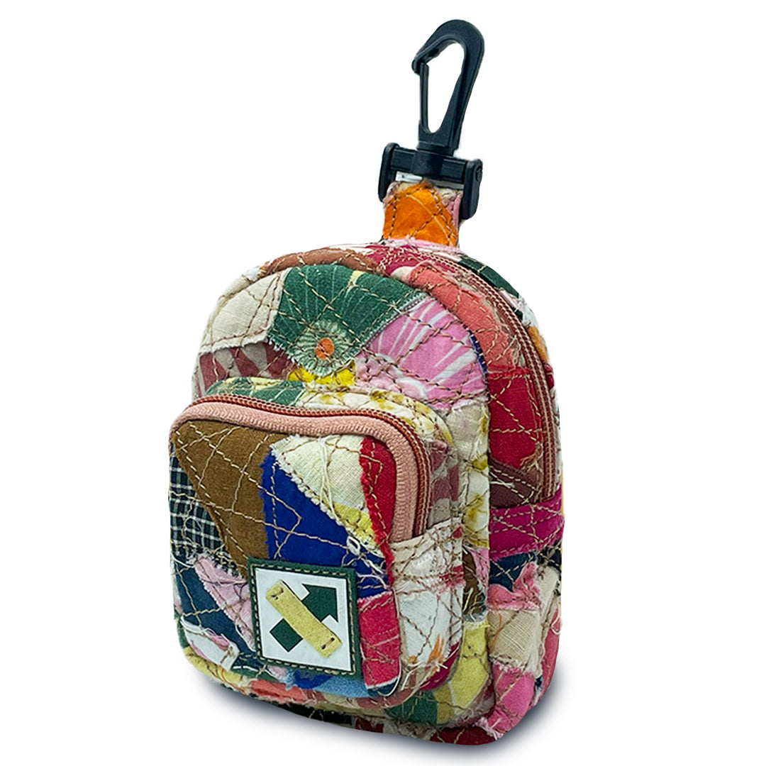 FABRIC SHREDS 251.54 MINI BACKPACK TRINKET