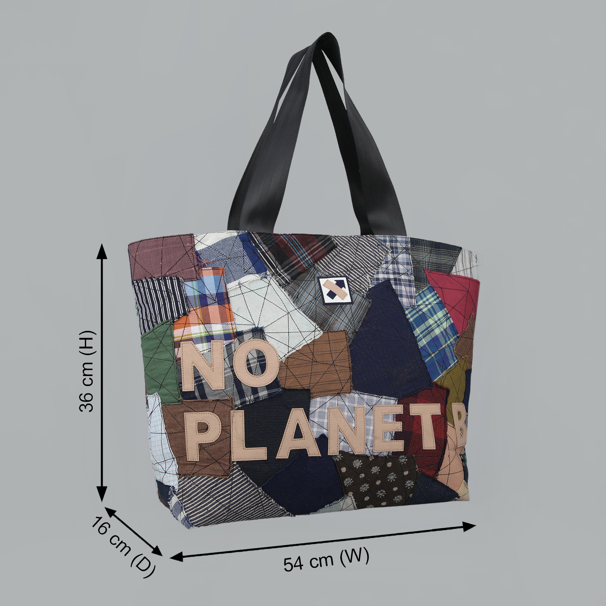 NO PLANET B 308.15 TRAVEL TOTE