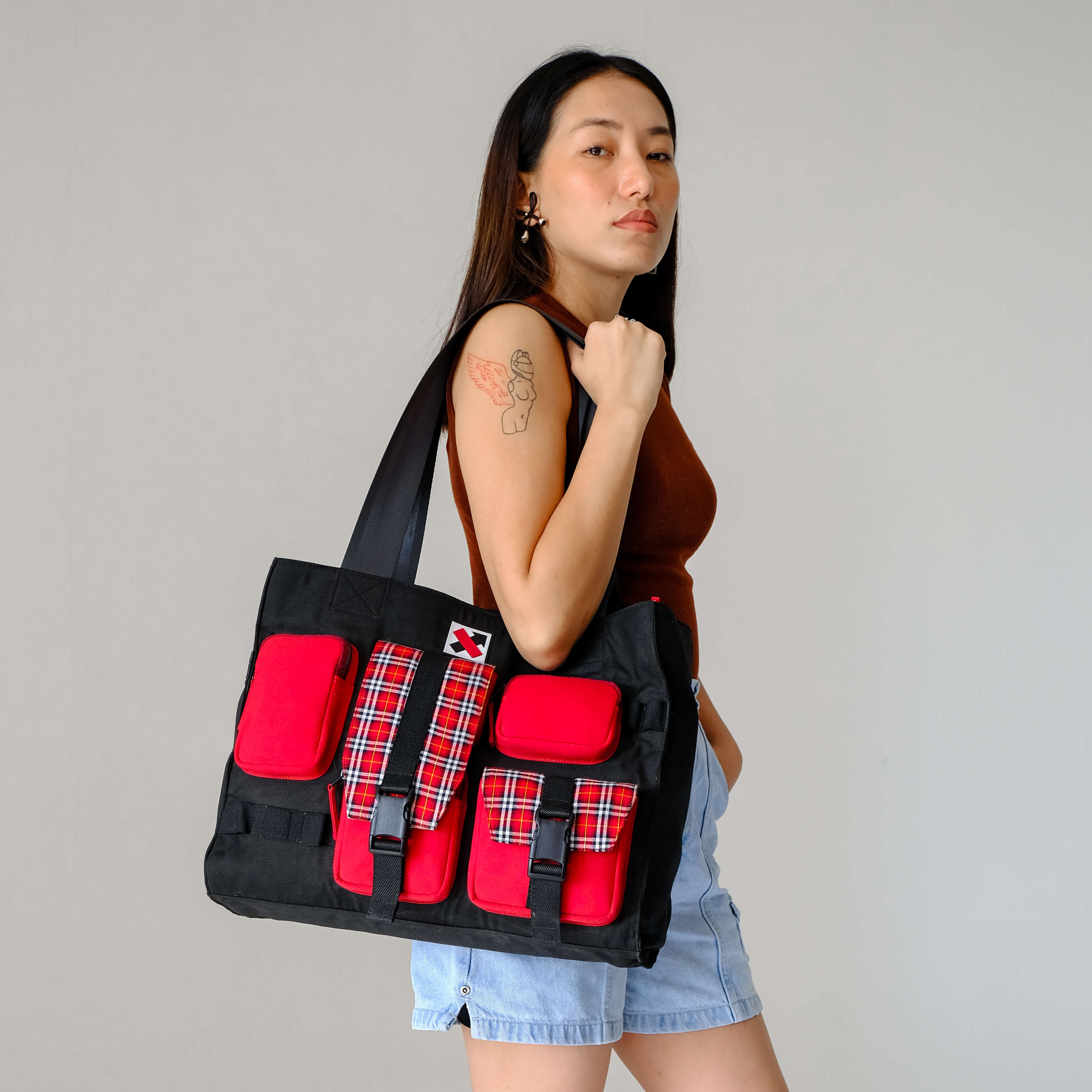 POCKET CLUSTER 247.3 LAPTOP TOTE