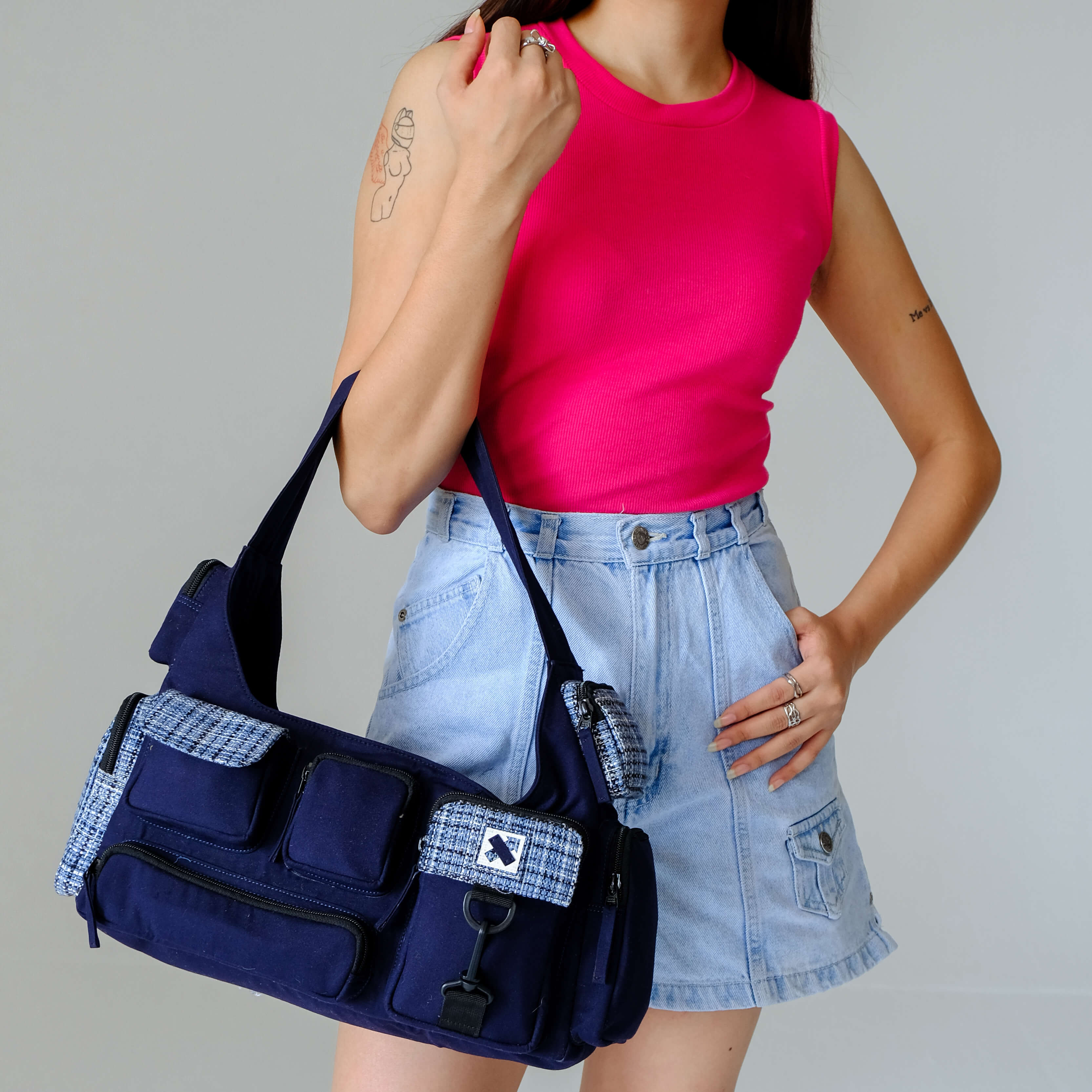 POCKET CLUSTER 243.51 SHOULDER BAG