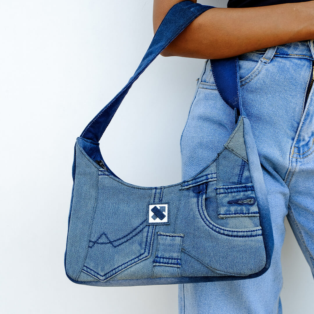 DENIM DAZE 232.4 SHOULDER BAG